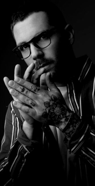 TRACTION-HOMME-220-scaled-360x700 TRACTION-HOMME-220-scaled-360x700