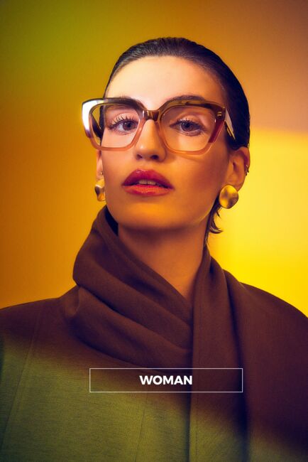 Reflect_Woman Reflect_Woman